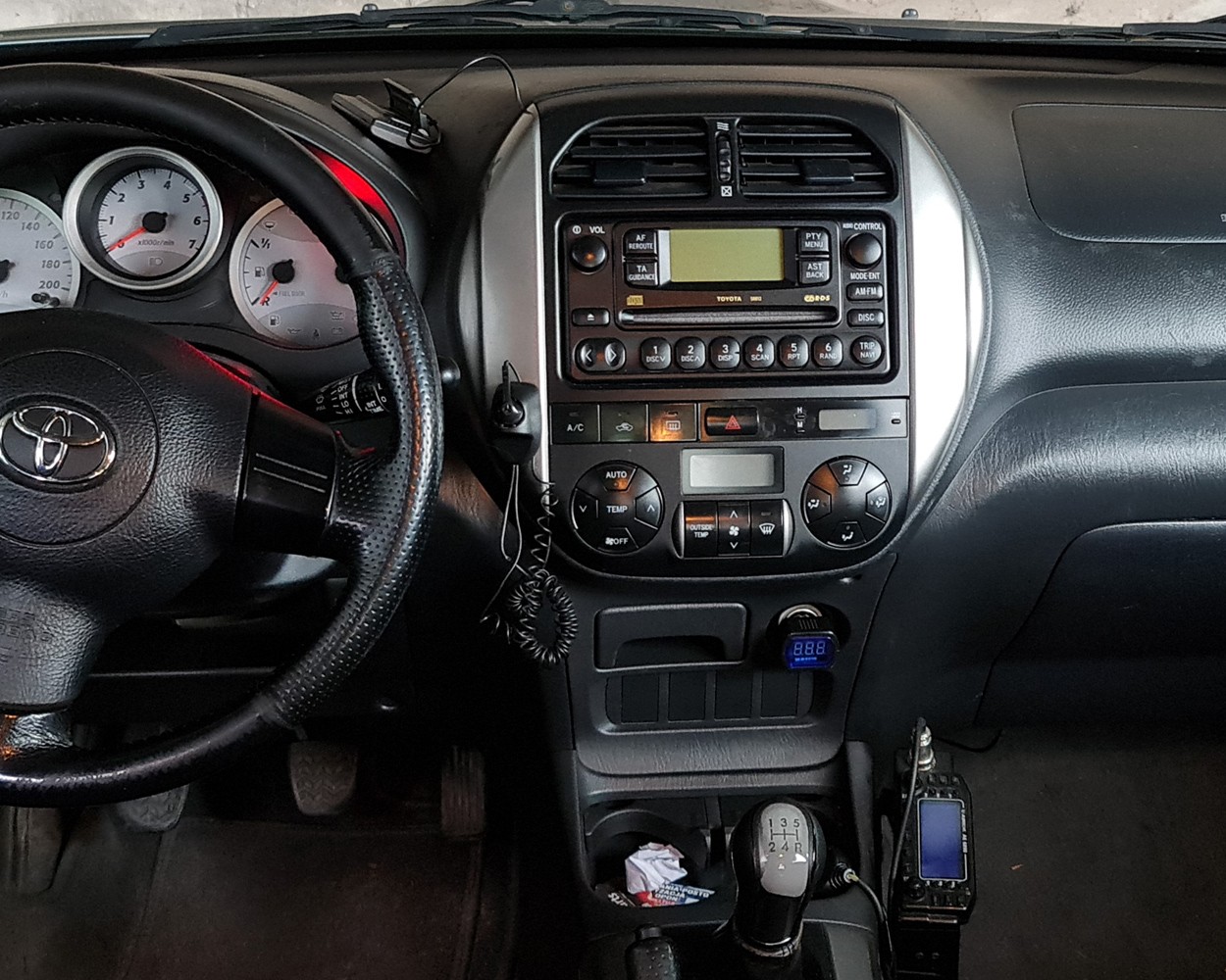 Oryginalne radio samochodowe Toyota