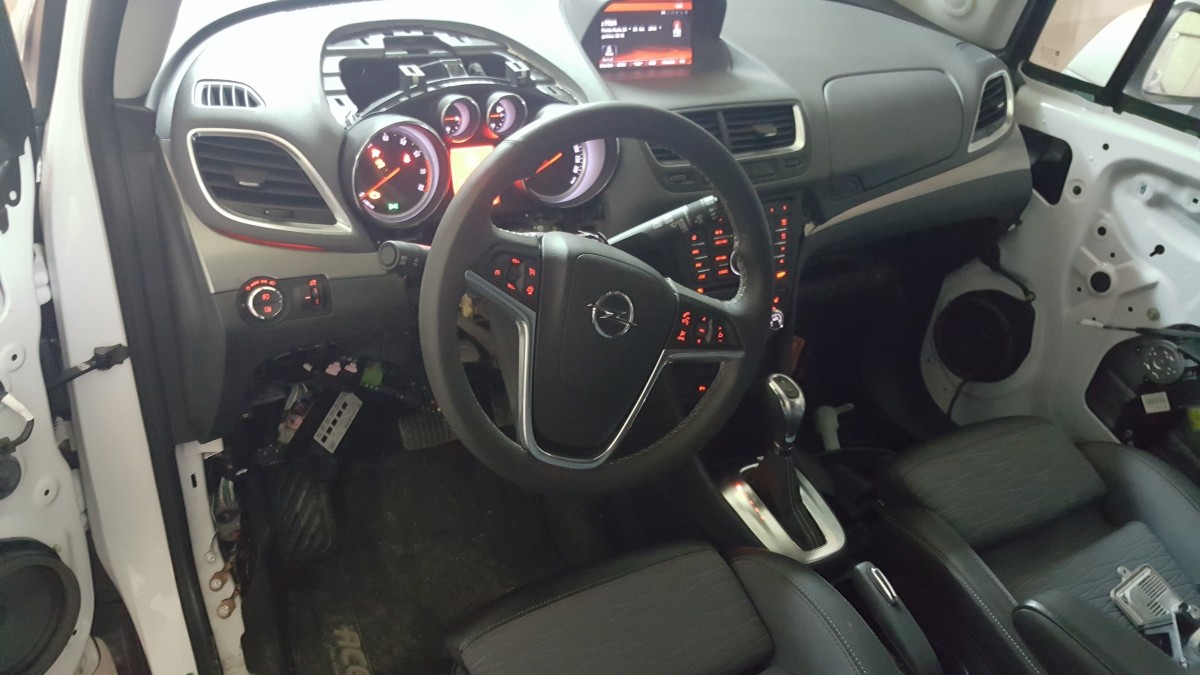 OPEL MOKKA NAPRAWA KOMPUTEROW-INSTALACJI